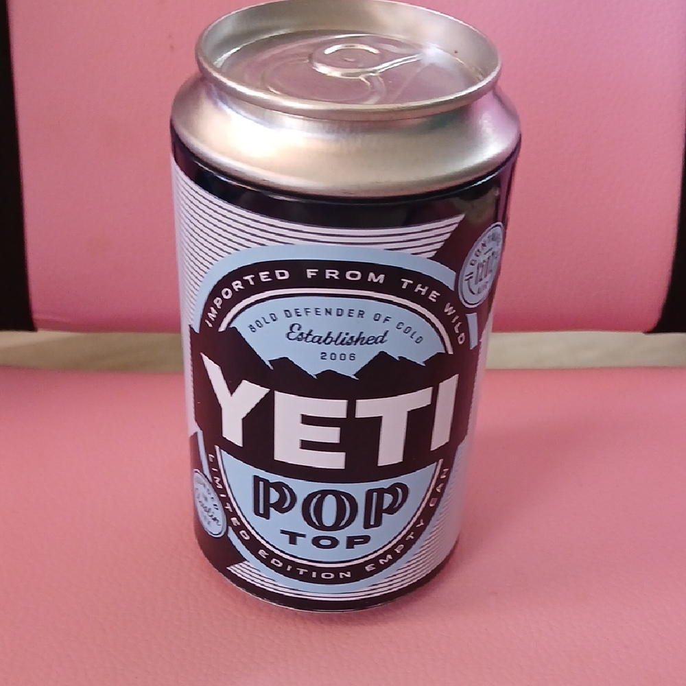 Yeti Pop Top Can - Black and Silver